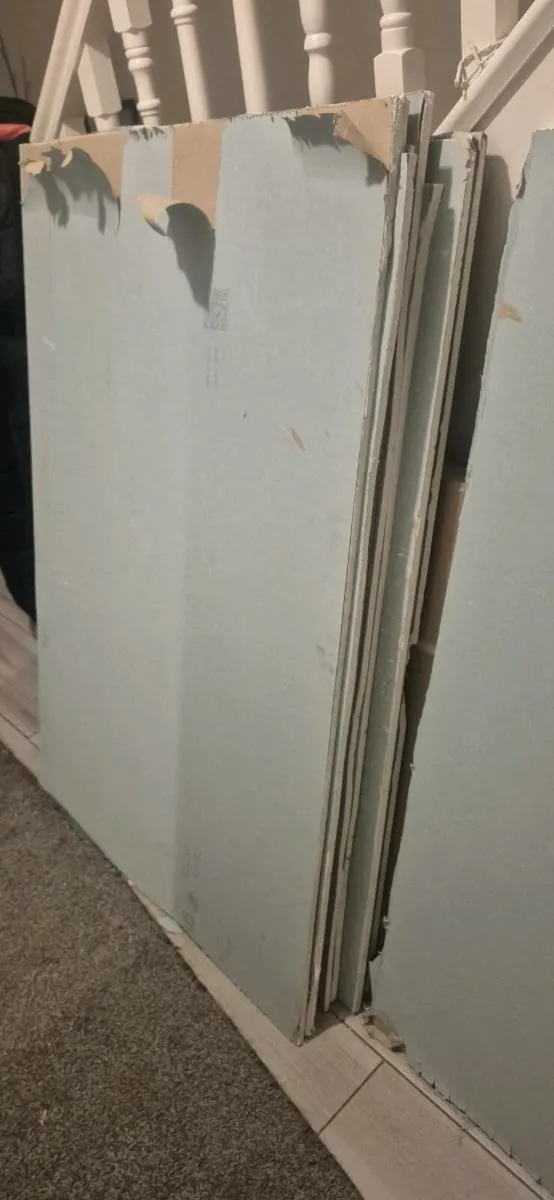 Moisture resistant plasterboard - Image 3