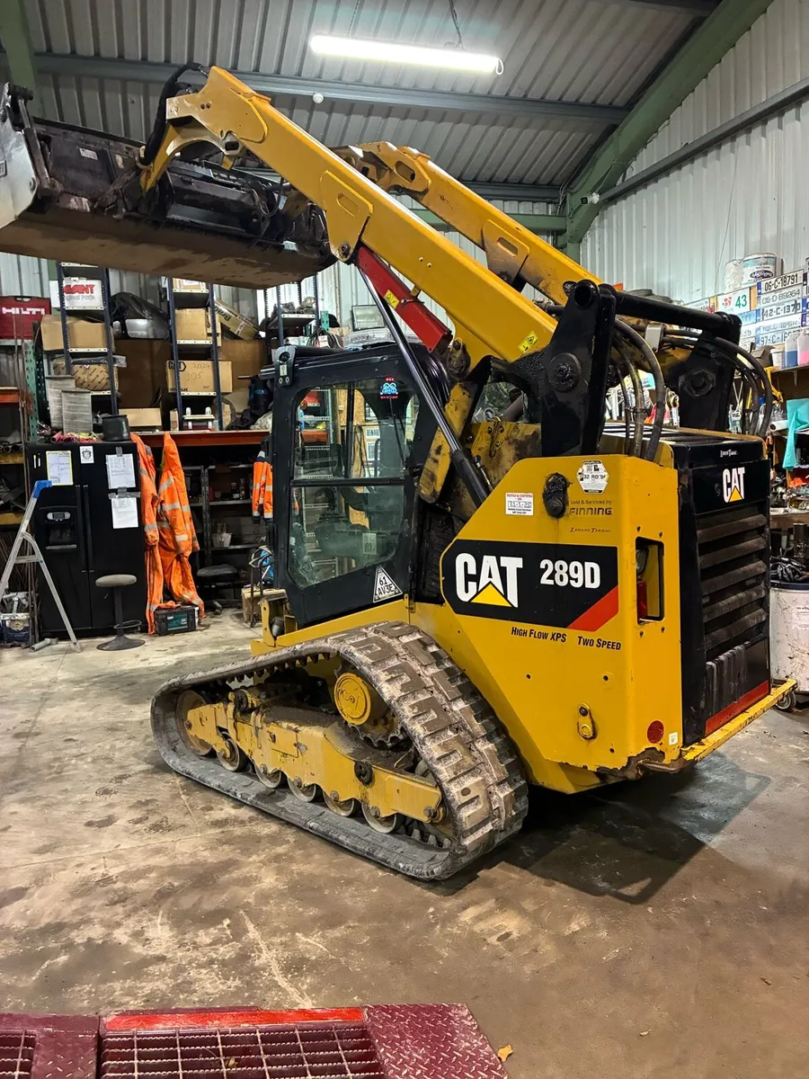 Skid steer loader - Image 4