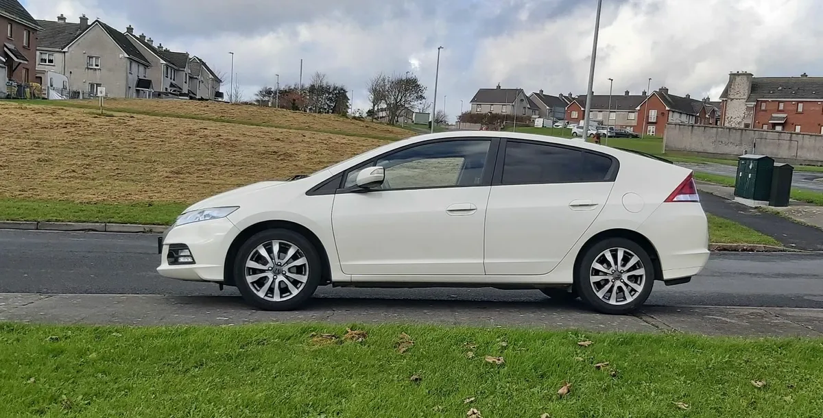 Honda insight hybrid luxury €7500 - Image 2