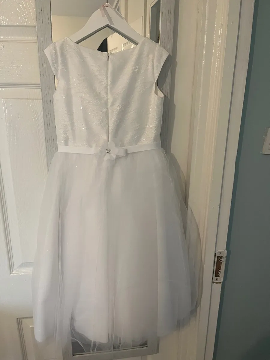 Communion dress - Image 4