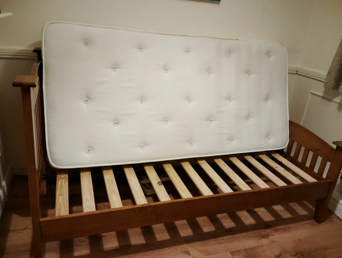 Solid oak single bedframe - Image 1