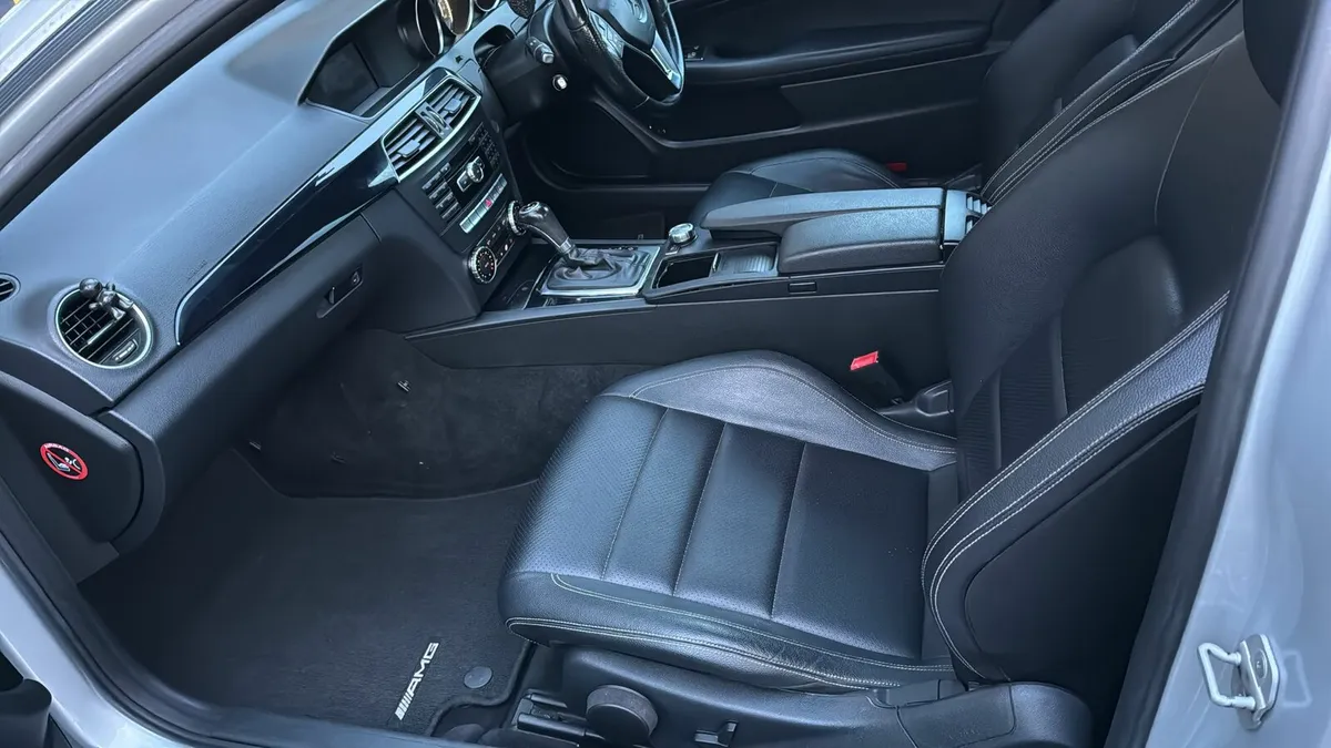 Mercedes C Class coupe AMG line - Image 2