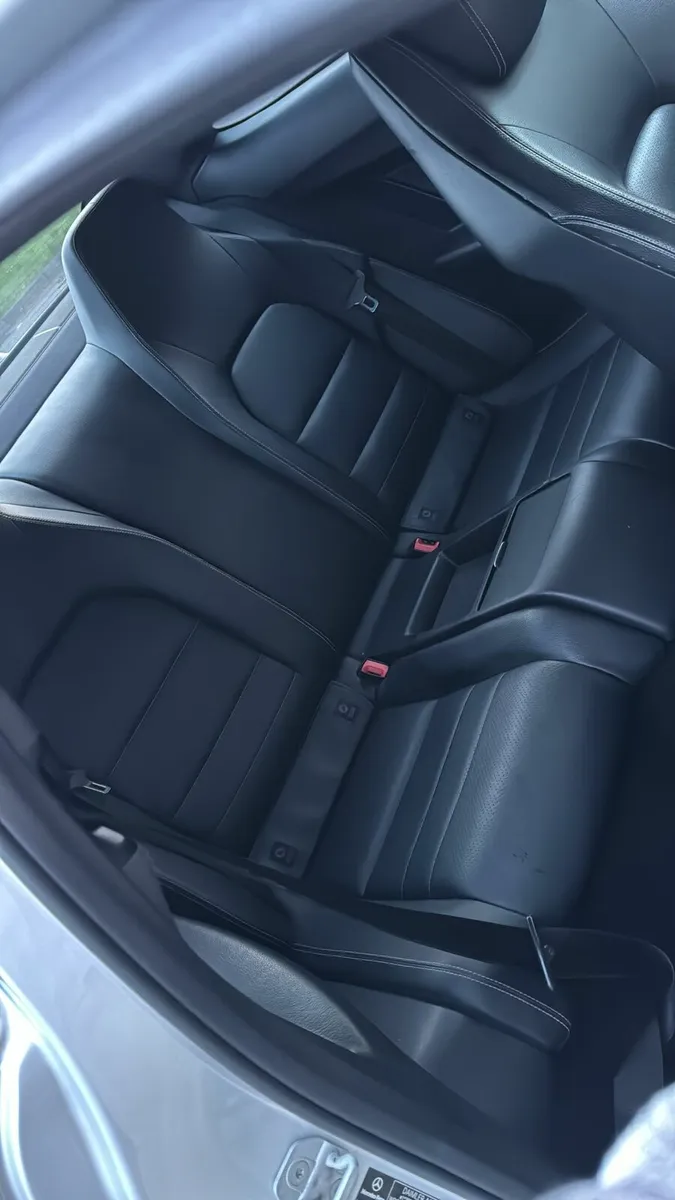 Mercedes C Class coupe AMG line - Image 4