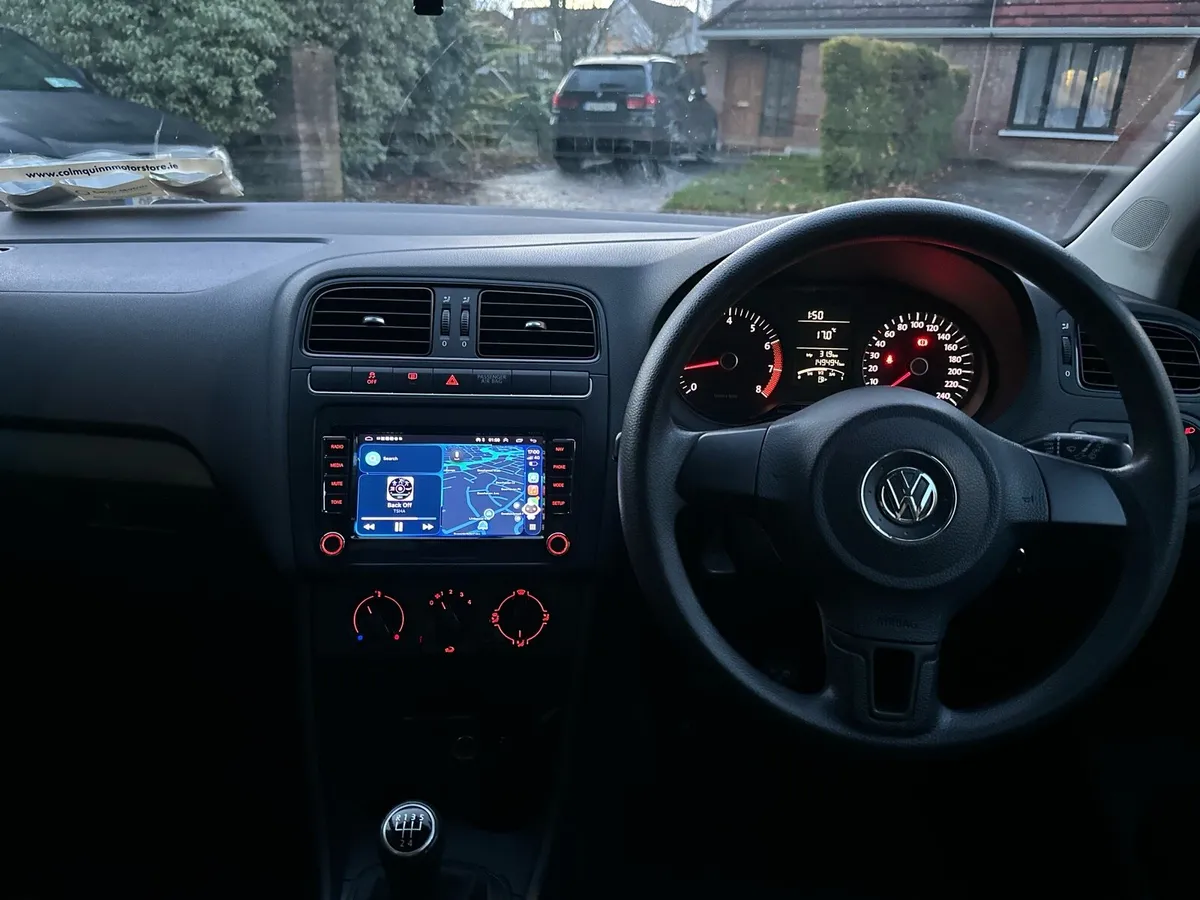 DEPOSIT TAKEN !!! Volkswagen POLO LOW MMILAGE - Image 4