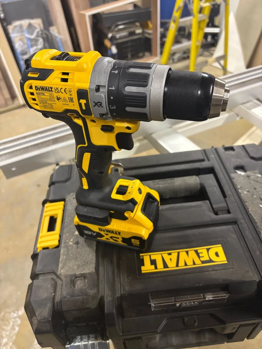 De walt cordless twin pack - Image 2