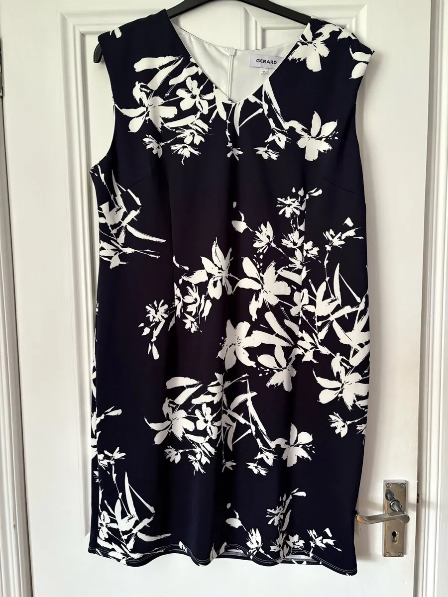 Ladies dress - Image 1