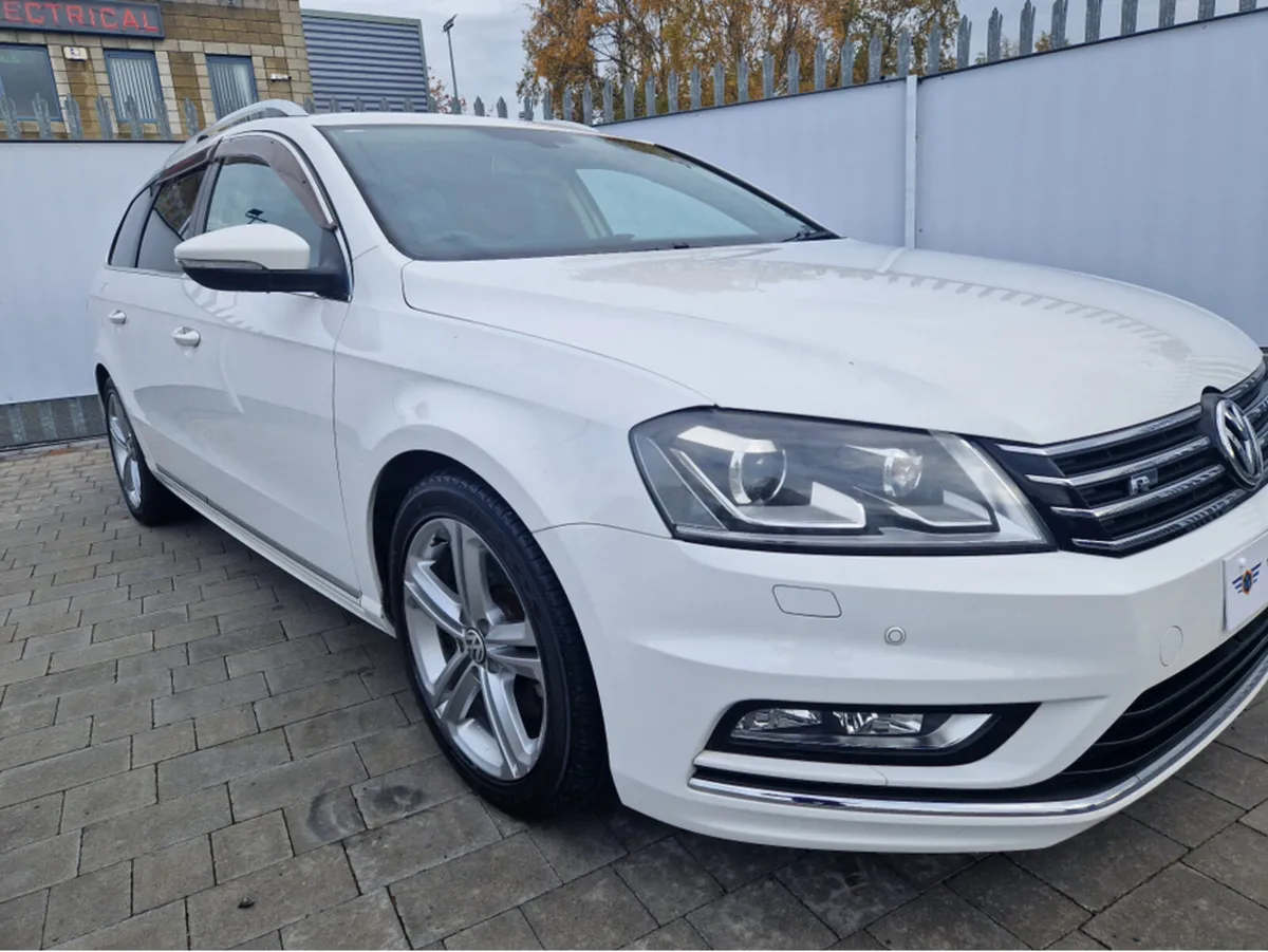 Volkswagen Passat 1.4 PETROL AUTO - Image 2