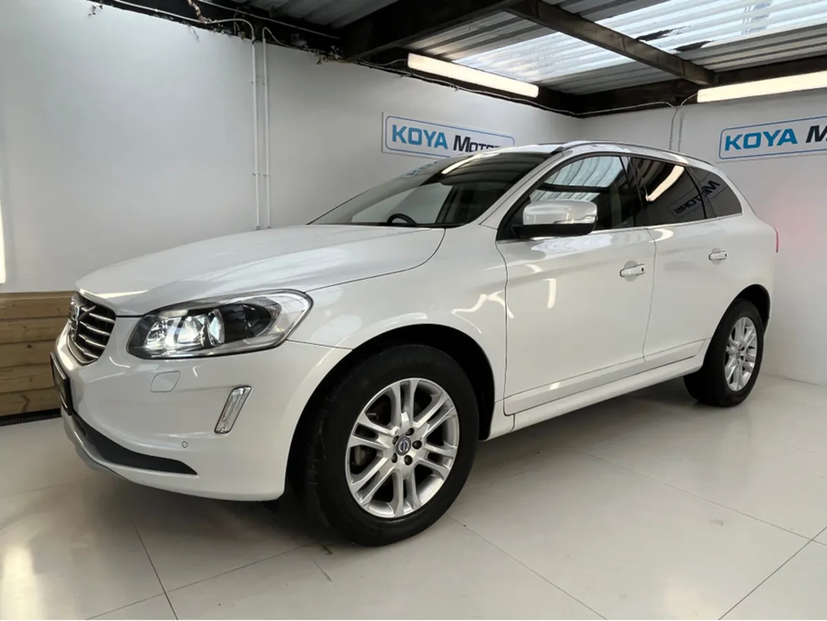 Volvo XC60 SE LUXURY 2.0 D4 - Image 3