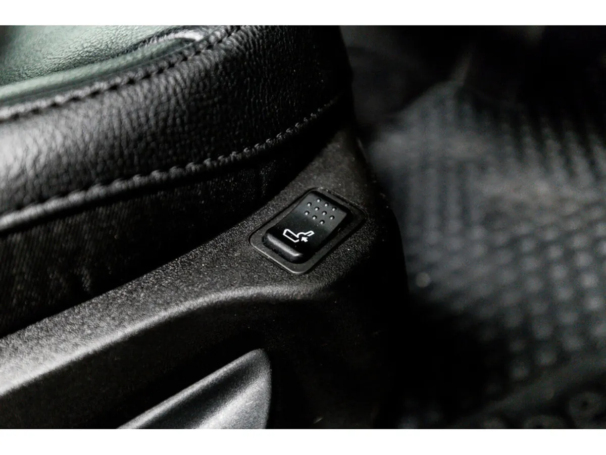 Jeep Compass Nighteagle 1.5 e-hybrid Auto 130HP - Image 4