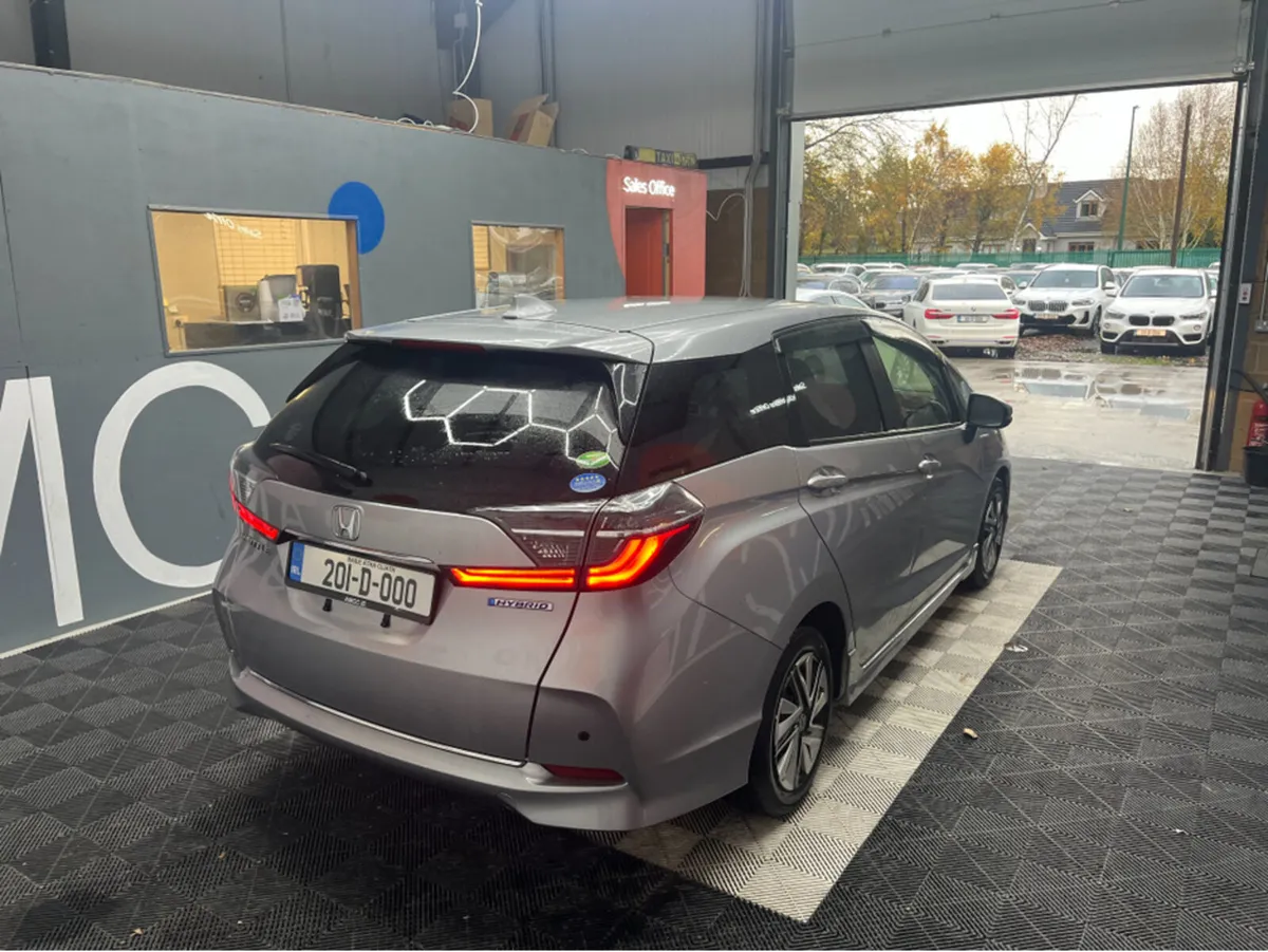 Honda Shuttle 2020 HONDA SHUTTLE 1.5L HYBRID / 78K - Image 2