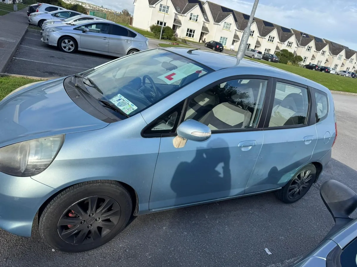 Honda jazz 2006 automatic 200% perfect - Image 4