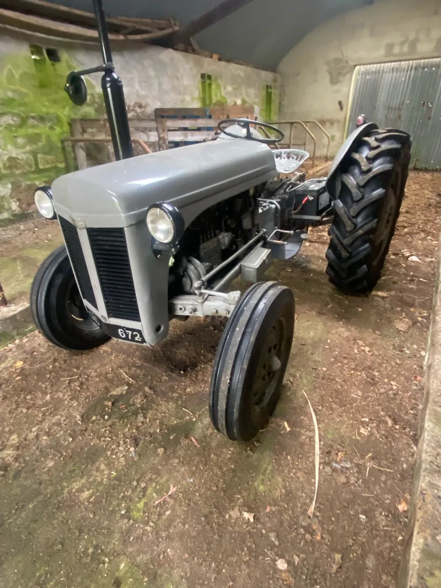 Vintage tractor - Image 4