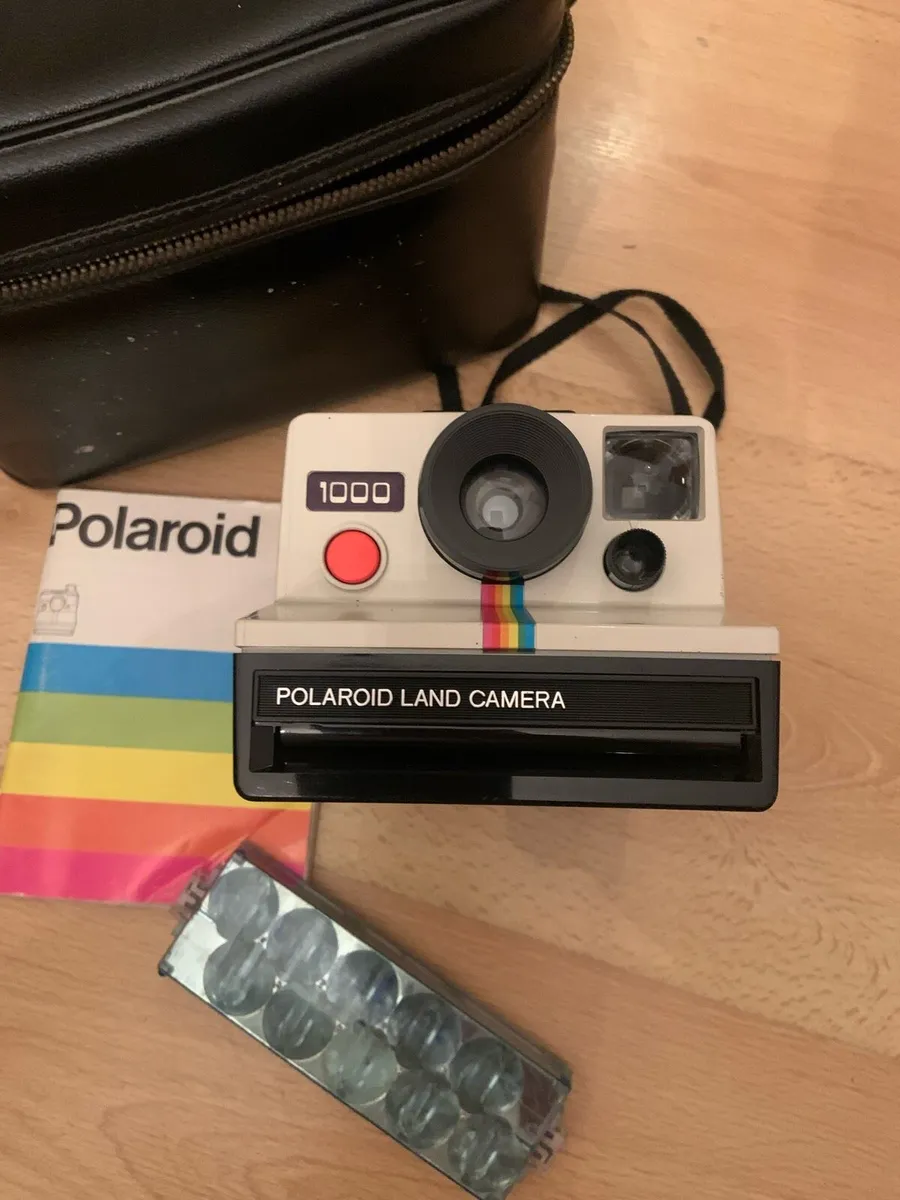 Vintage 1970s Camera plus case, instructions etc - Image 2