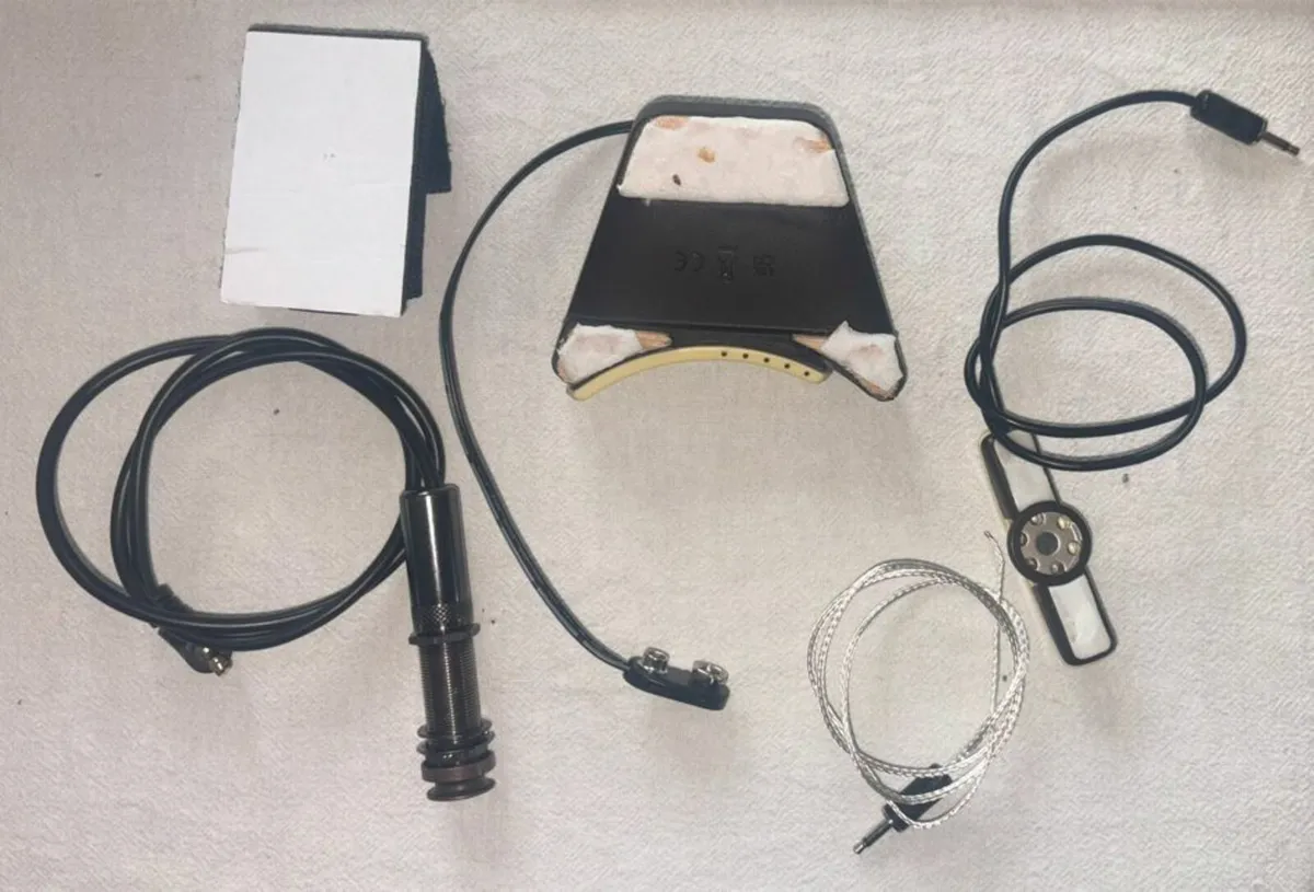 LR Baggs Anthem Acoustic Guitar Pick Up - Image 2