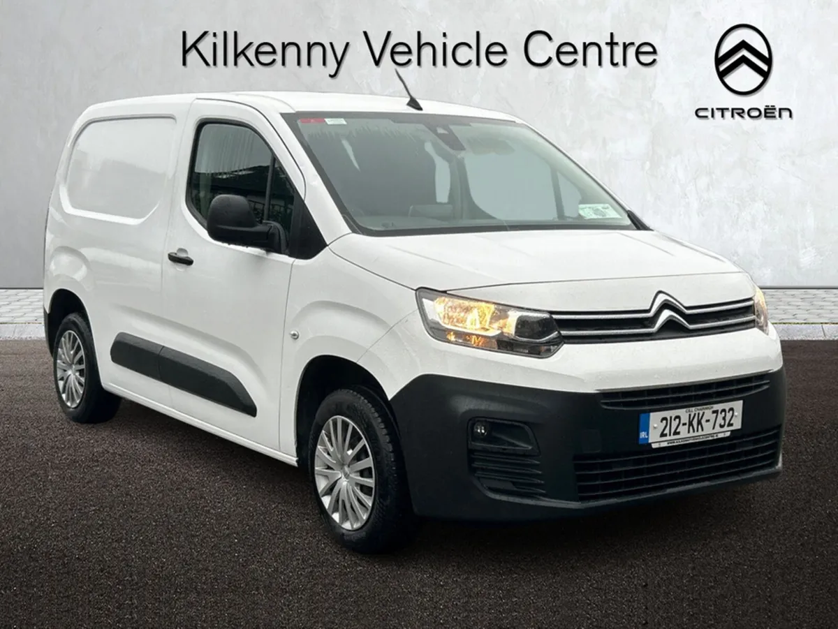 Citroen Berlingo ENT BLUEHDI 100 MWB 6 650KG 3DR - Image 1