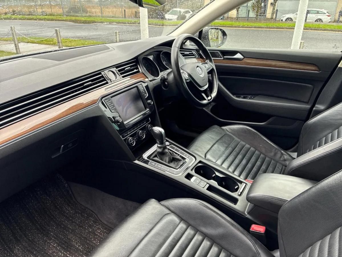 Volkswagen Passat 1.4L Petrol Automatic TSI - Image 3