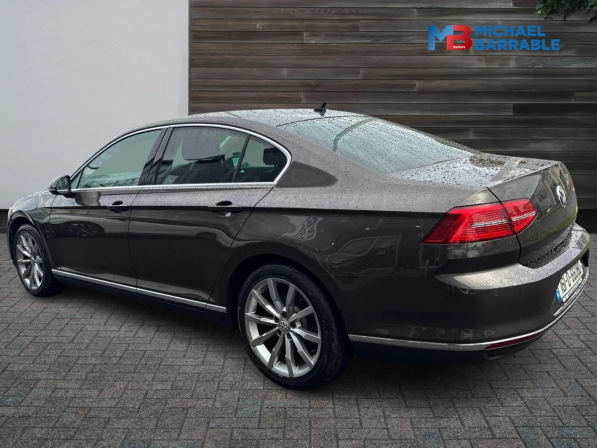 Volkswagen Passat 1.4L Petrol Automatic TSI - Image 4