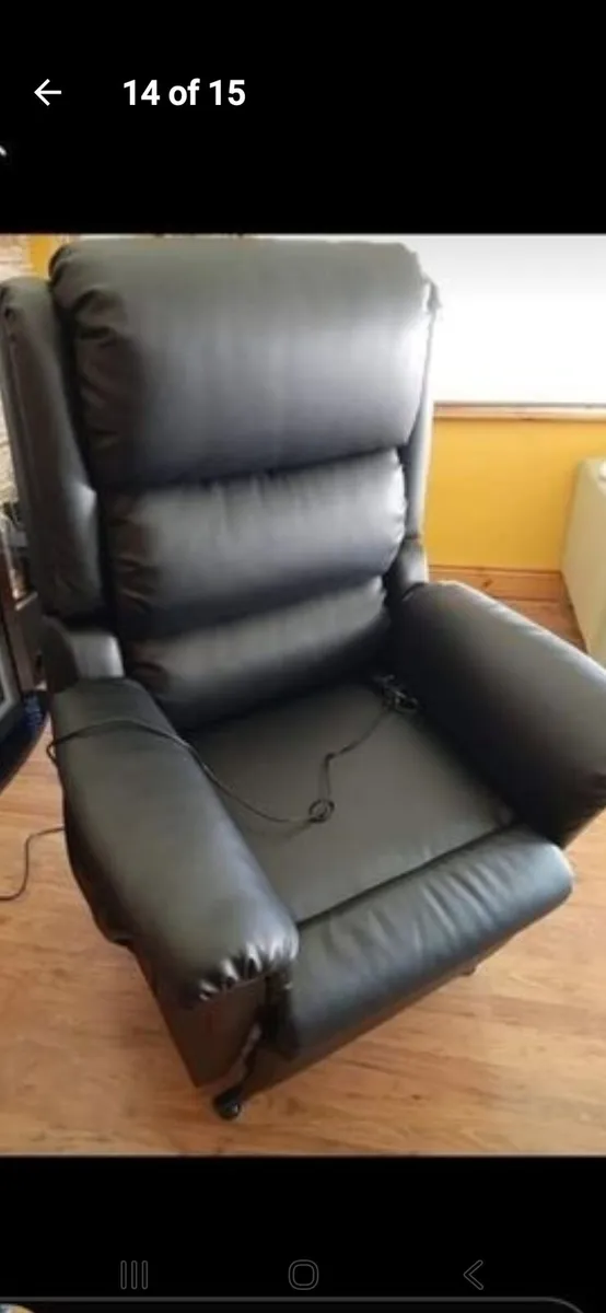 Electric riser recliner armchair - Image 3
