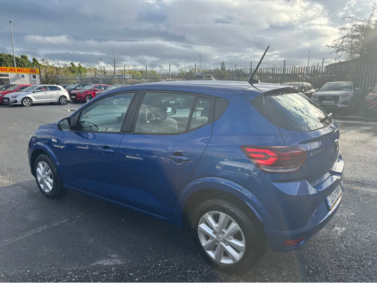 Dacia Sandero COMFORT TCE 90 CVT MY2 MY21.5 5DR - Image 2
