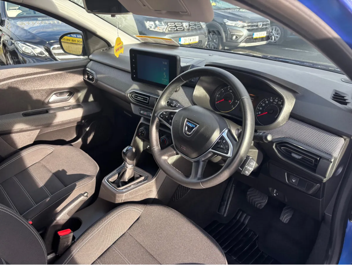 Dacia Sandero COMFORT TCE 90 CVT MY2 MY21.5 5DR - Image 4