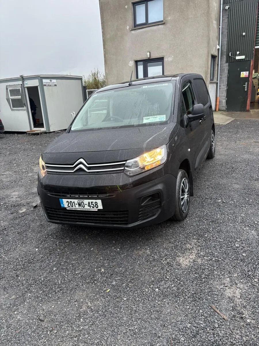 201 CITROEN BERLINGO DOE & TAX 2/26 - Image 1