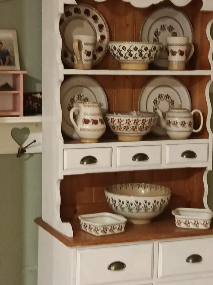 Solid cream kitchen dresser - Image 2