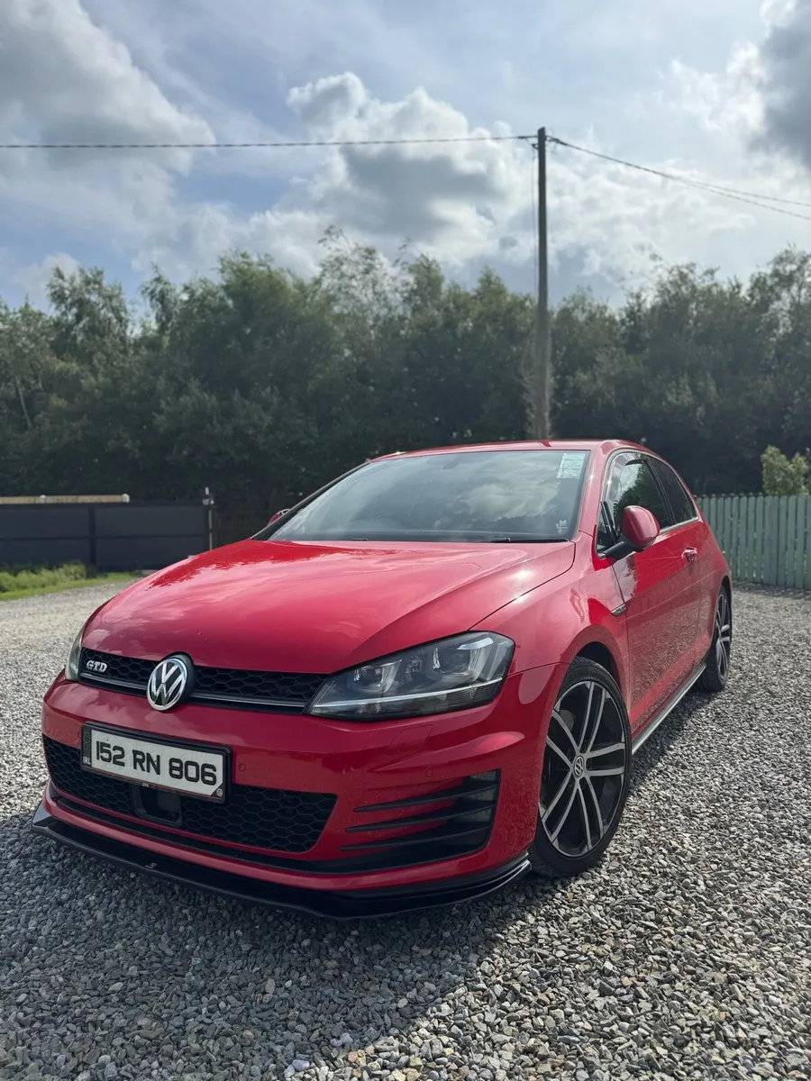 VW Golf GTD 3dr Tornado Red - Image 3