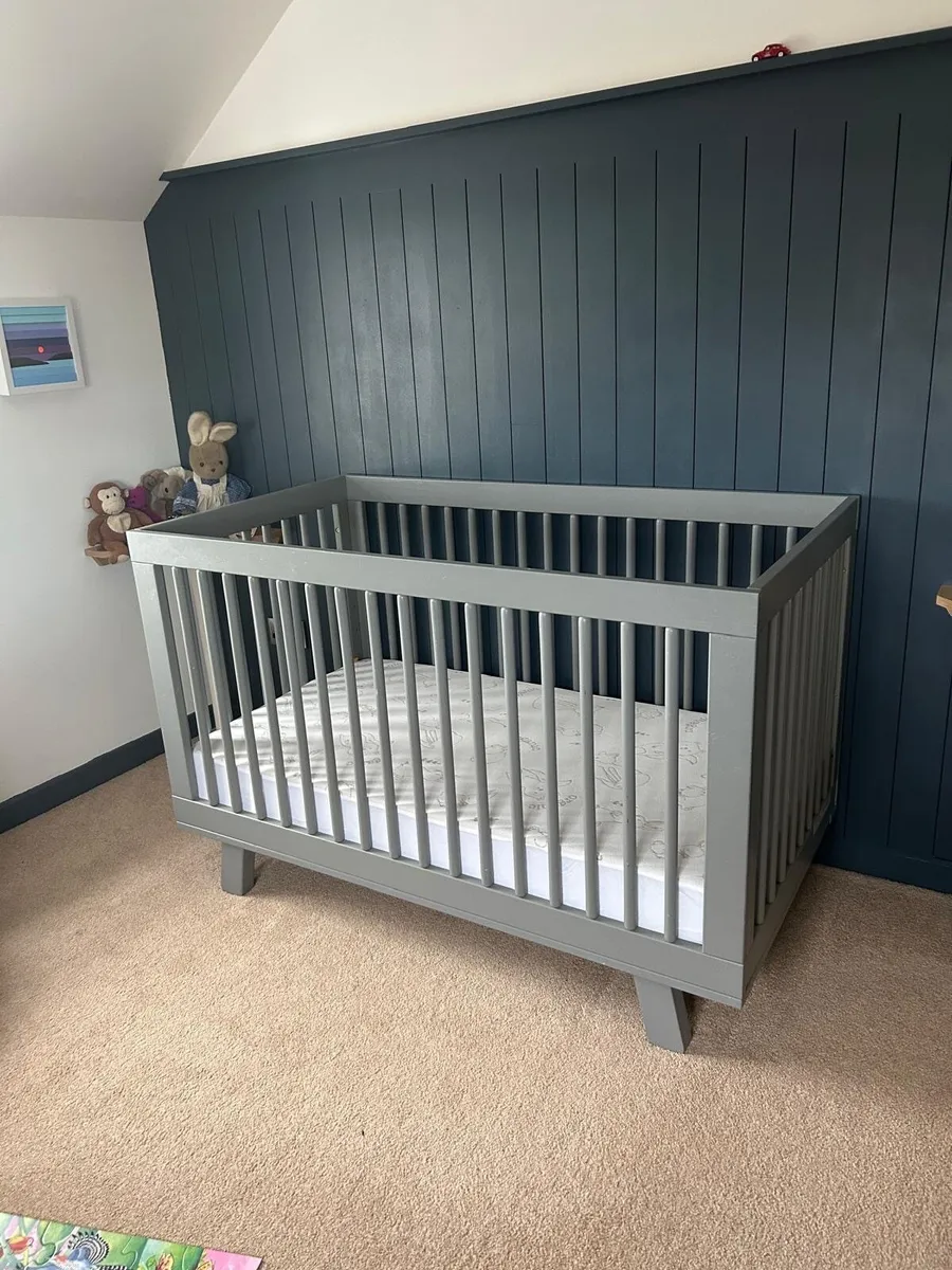 Crib - Image 2