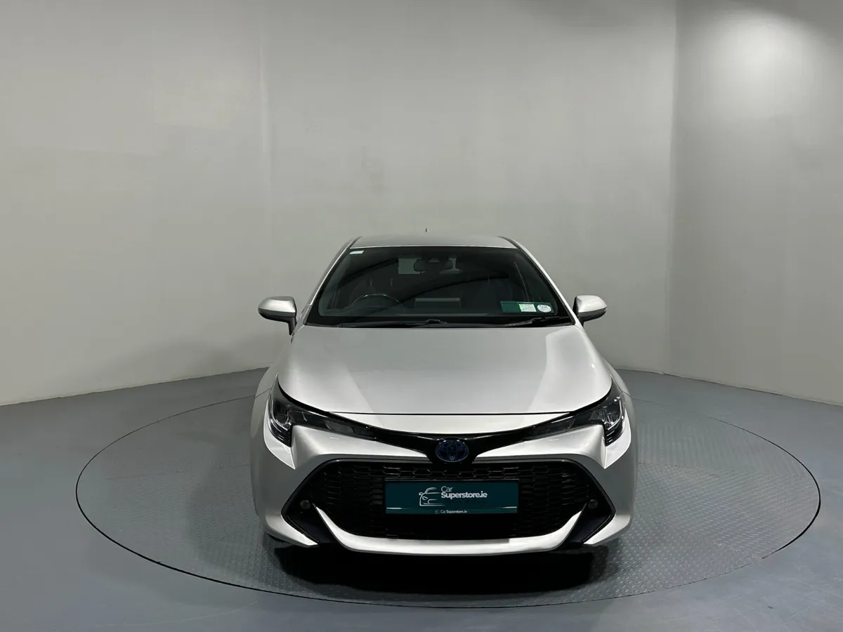 Toyota Corolla Luna Self Charging Hybrid 191 - Image 2
