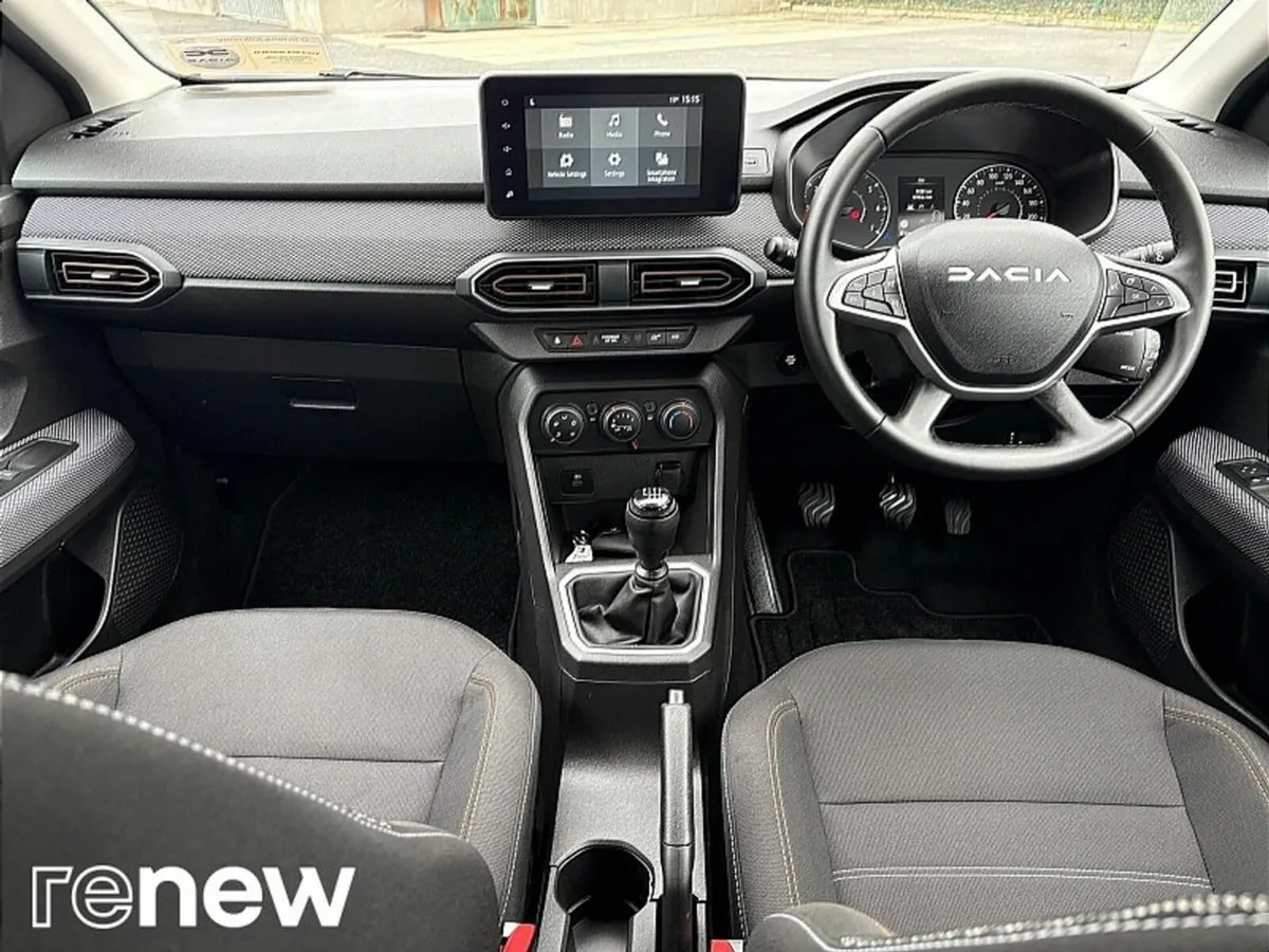 Dacia Sandero Stepway EXPRESSION 1.0 TCE 90 BHP 5D - Image 2