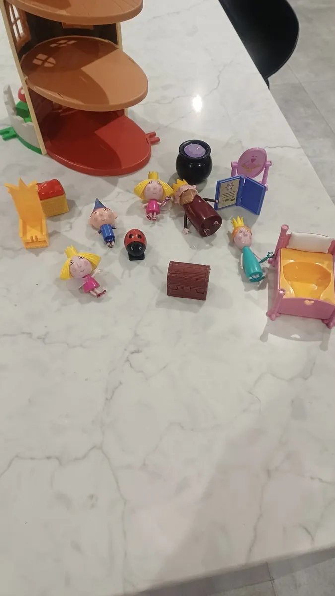 Ben and Holly Castle and characters - Image 1