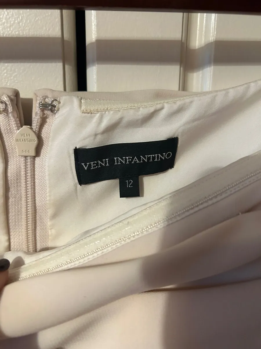 Mother of the bride/groom - Image 2