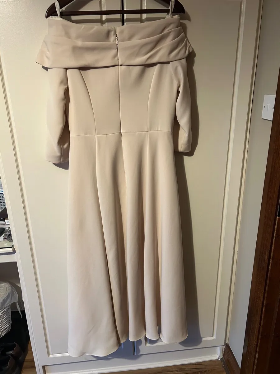 Mother of the bride/groom - Image 3