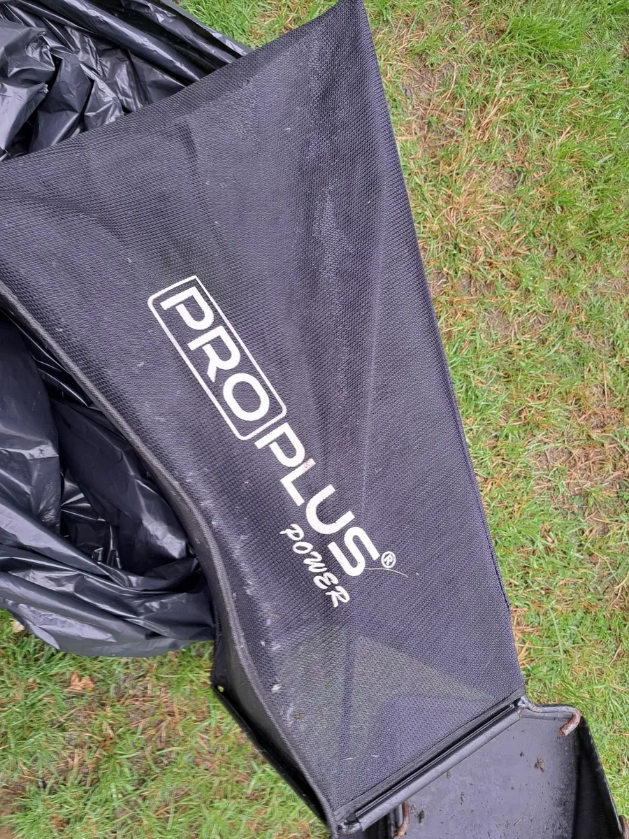 Lawnmower parts - Image 2