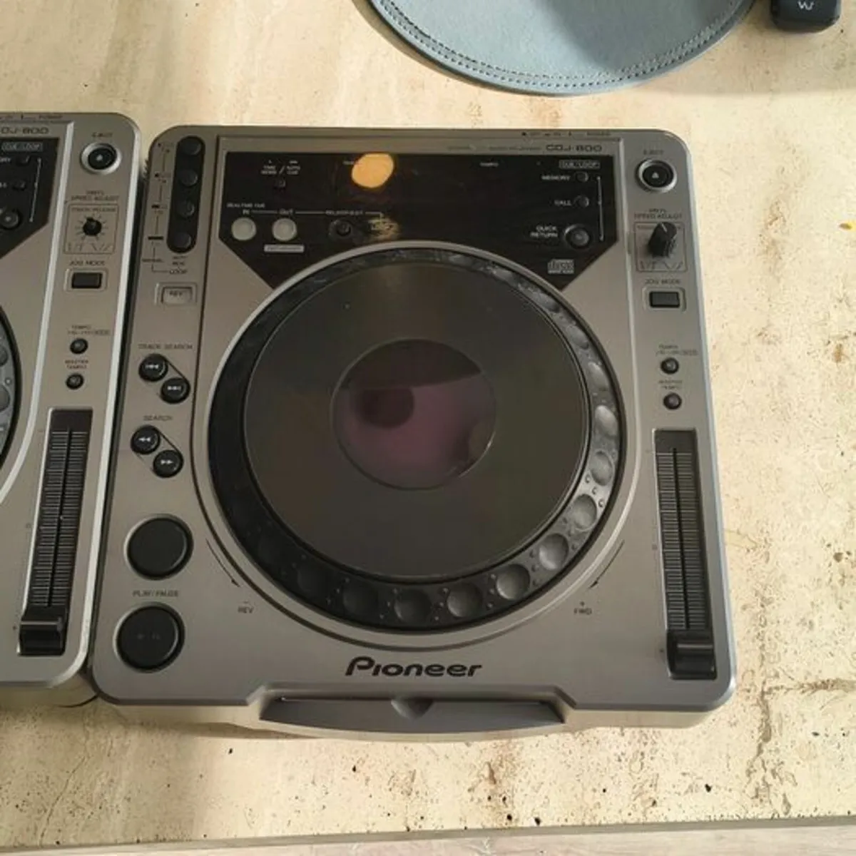 2x Pioneer CDJ-800 - Image 3