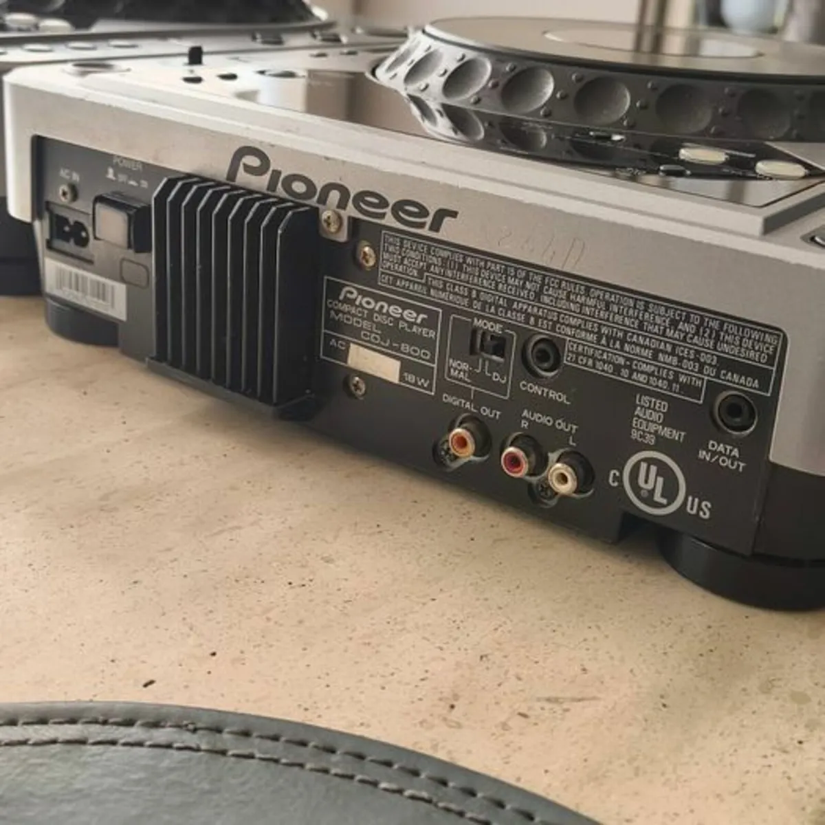 2x Pioneer CDJ-800 - Image 4