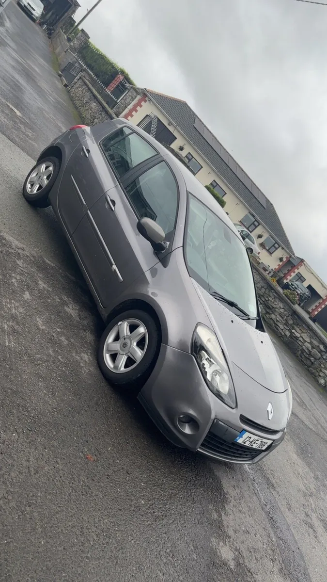 Long nct 2012 Clio - Image 1