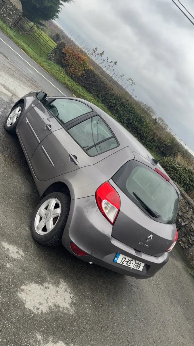 Long nct 2012 Clio - Image 3