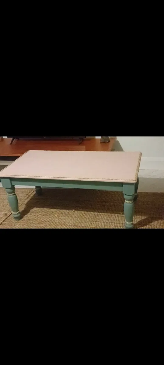 Coffee table - Image 1