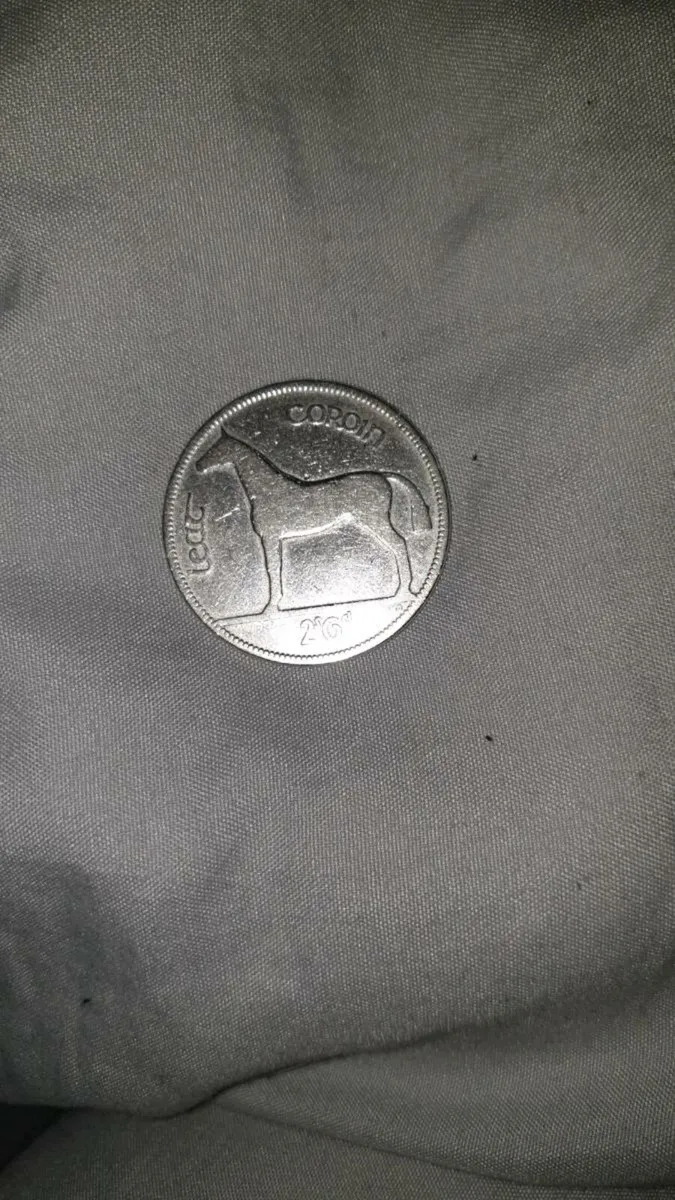 1928 ..HALF CROWN 👑 CION..75% SLIVER... - Image 1