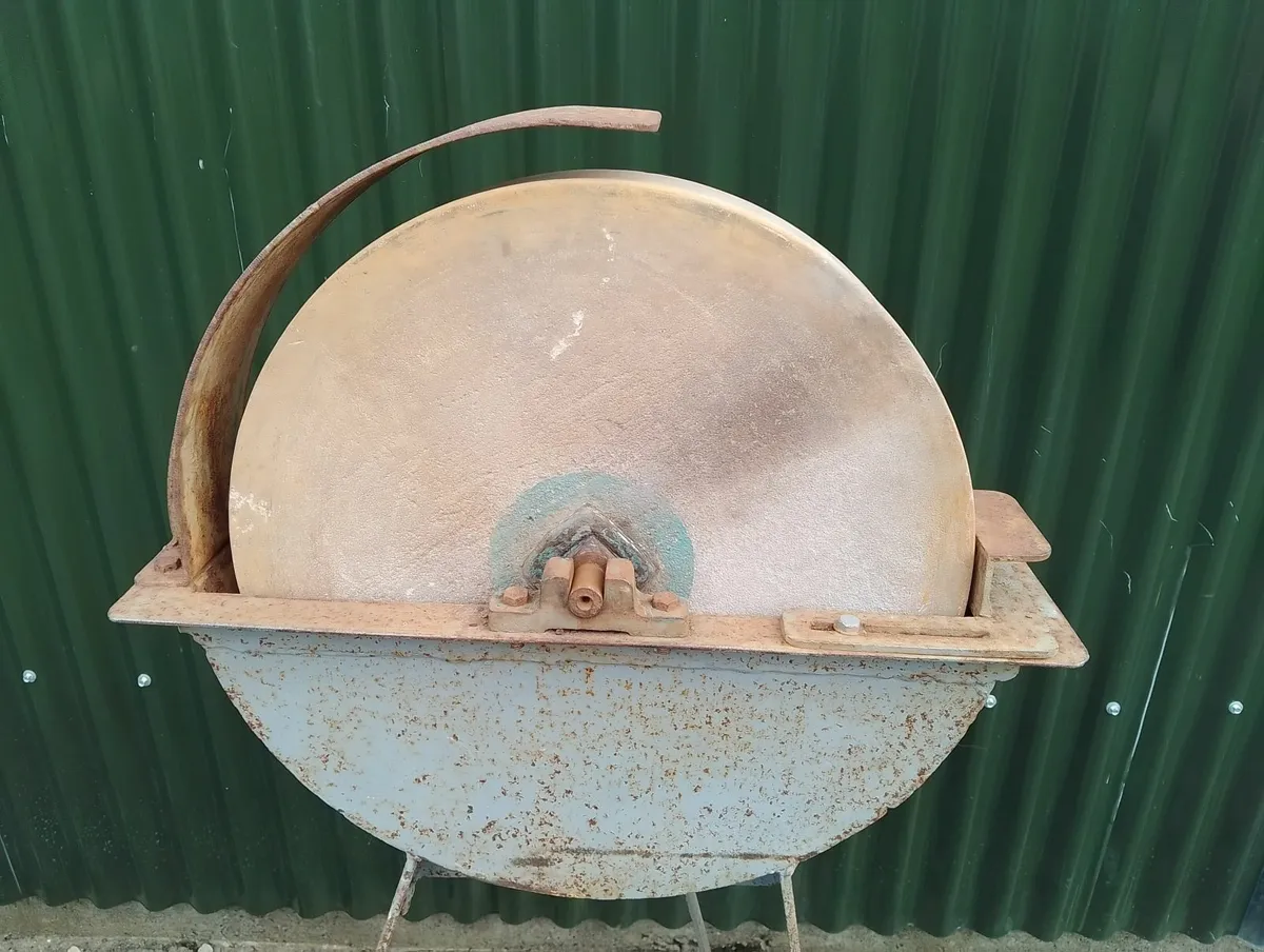Grindstone - Image 2