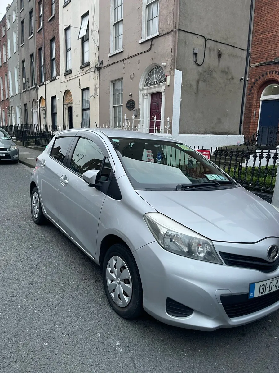 Toyota vitz automatic - Image 2