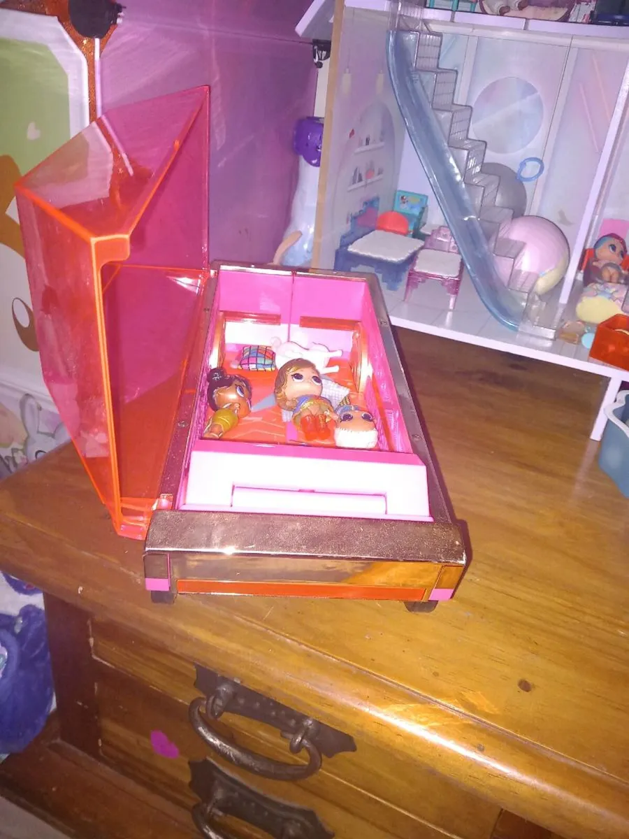 Set of lol dolls and houses - Image 3