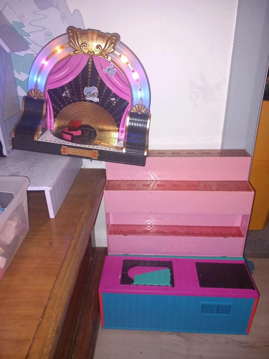 Set of lol dolls and houses - Image 4