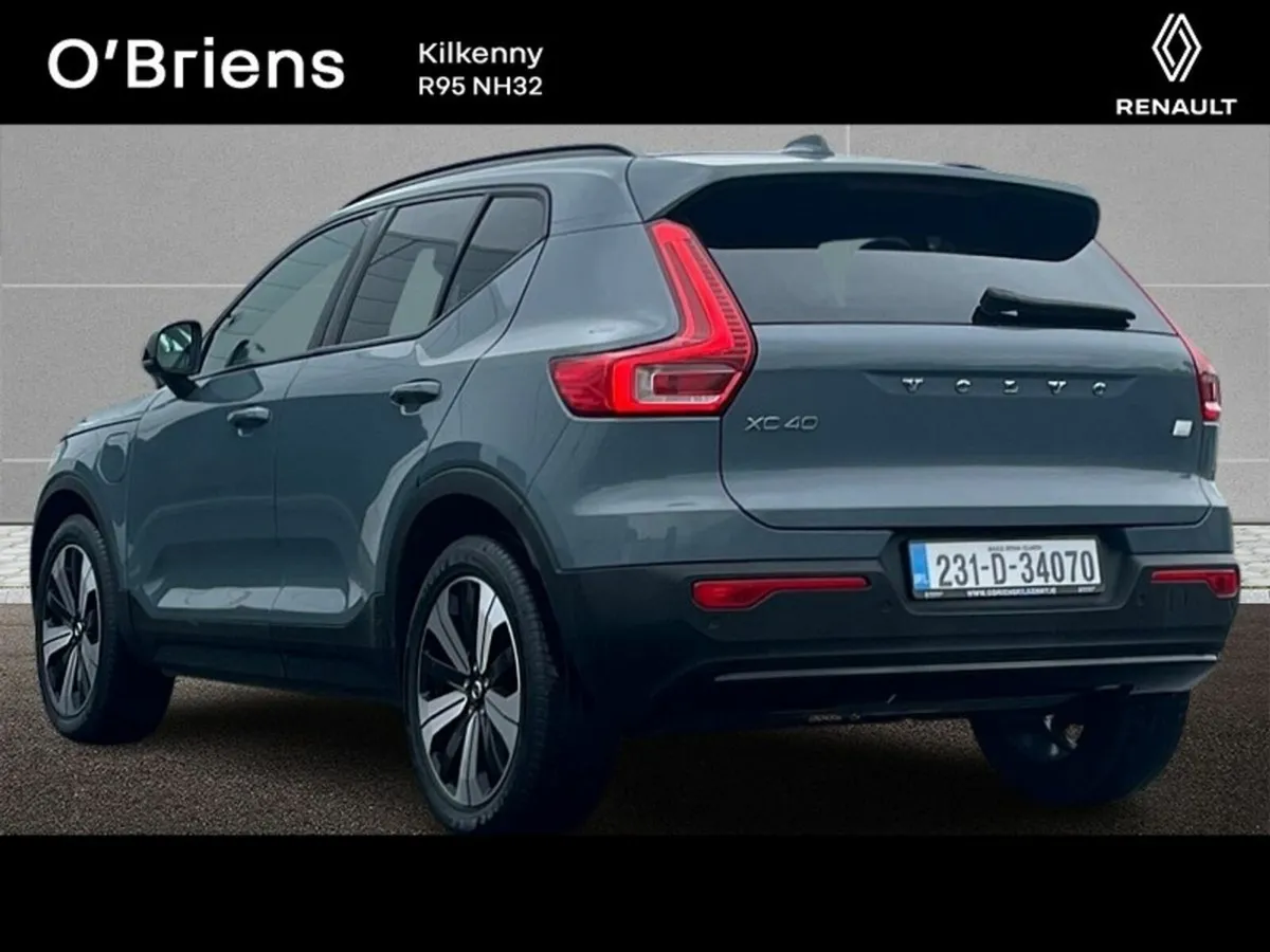 Volvo XC40 PHEV PLUS DARK 1.5 T4 211 BHP AUTO 5DR - Image 4