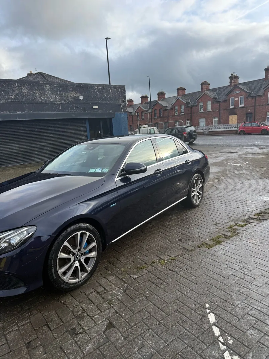 Merc E350E - Image 2