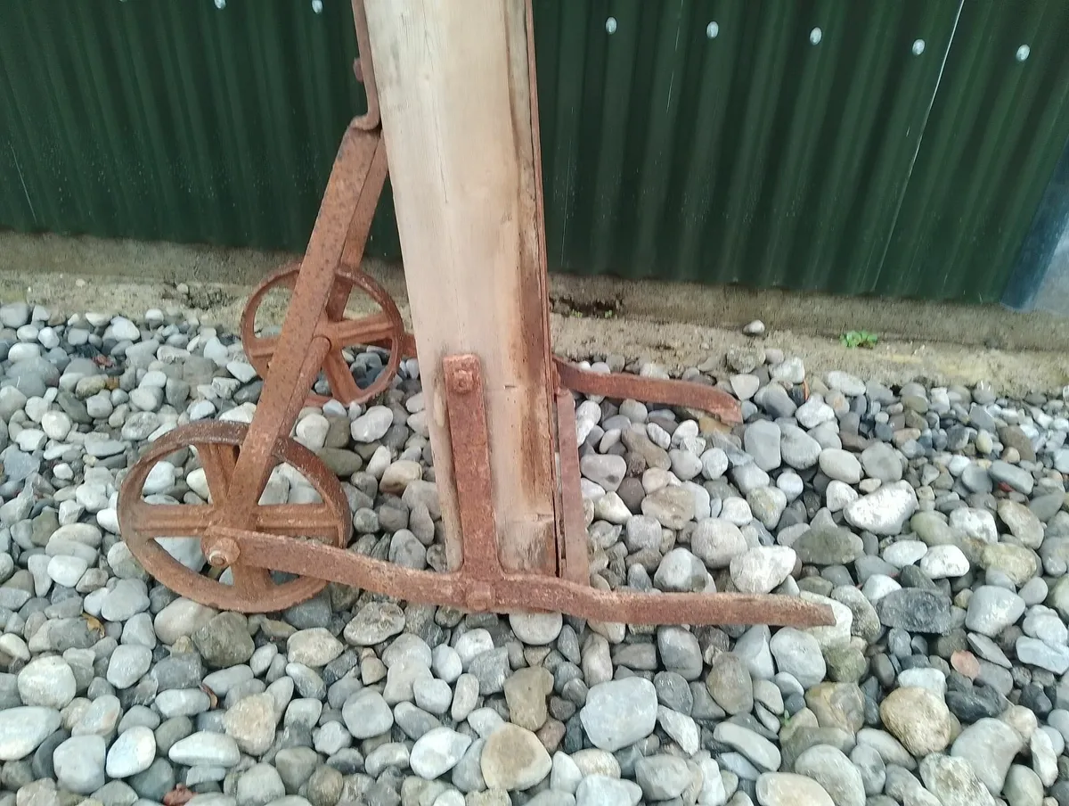 Hand Truck - Image 2