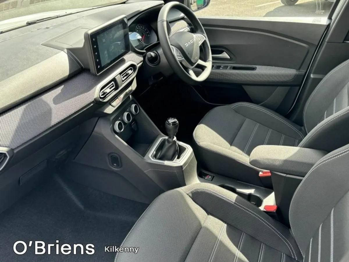 Dacia Jogger 7 SEATER EXPRESSION 1.0 TCE 110 BHP 5 - Image 4