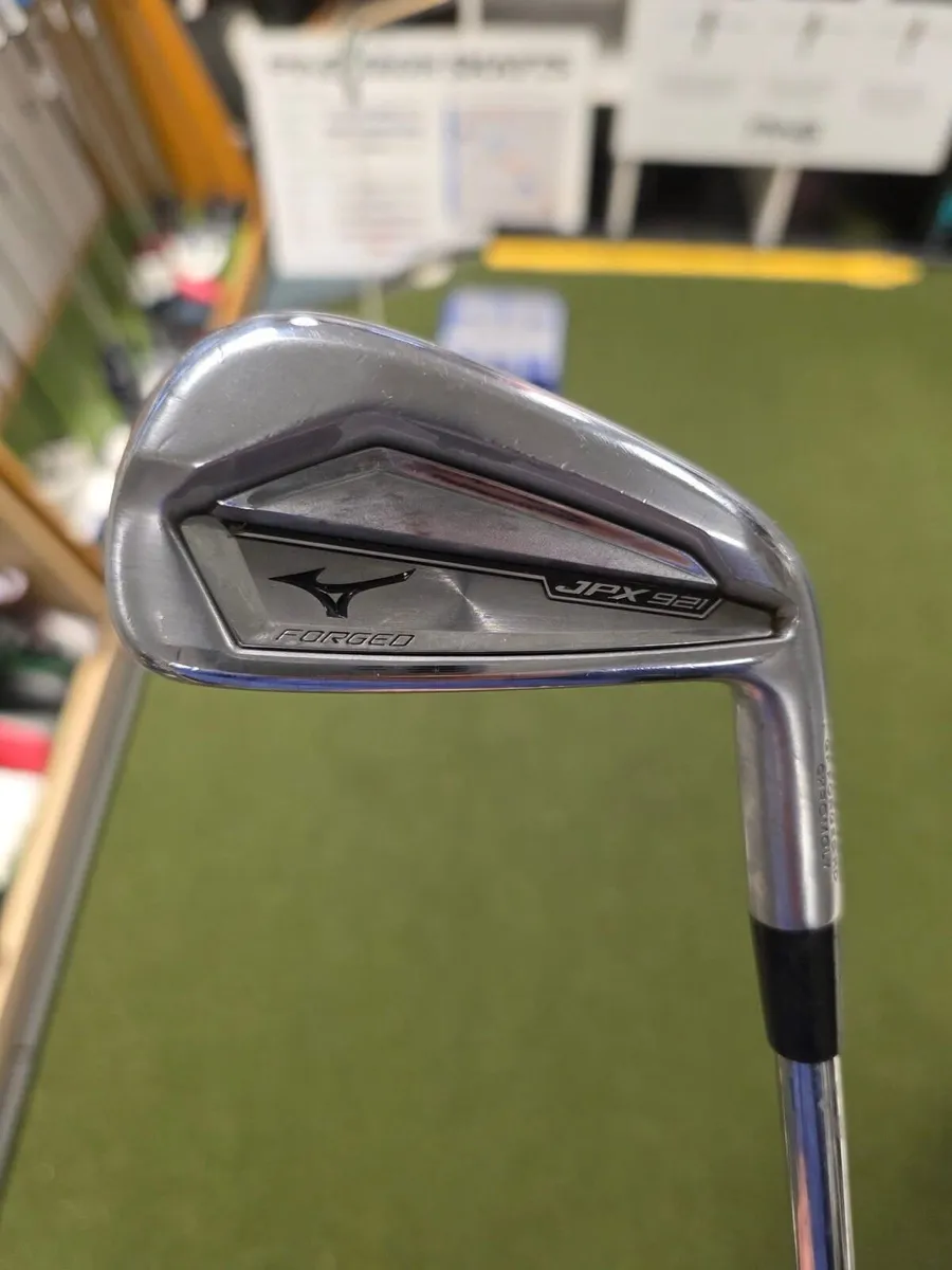 Mizuno Jpx 921 Forged Irons - Image 2