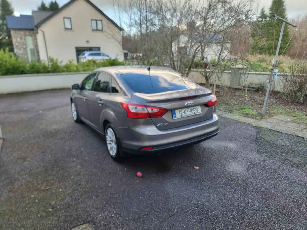 Ford Focus 2012 - Image 3
